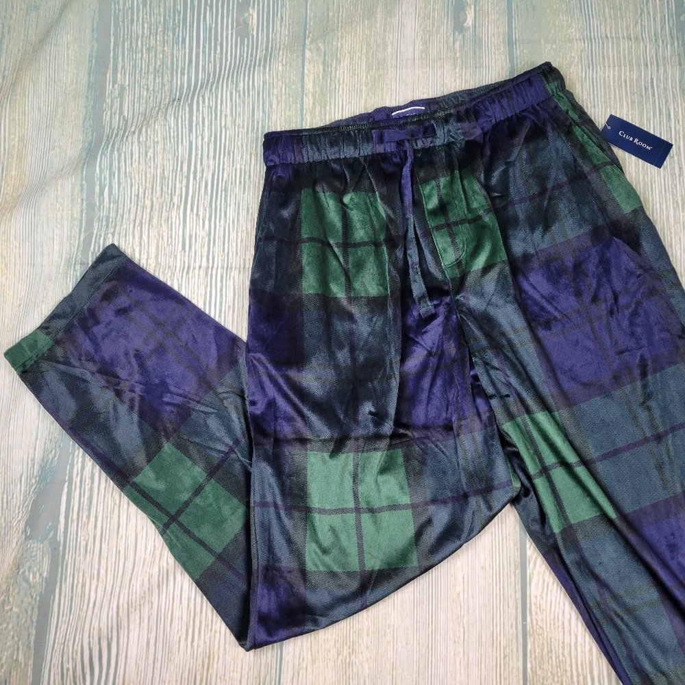 New CLIB ROOM green plaid pajama pants